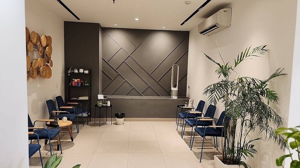 Reception | Six Sigma Dentistry